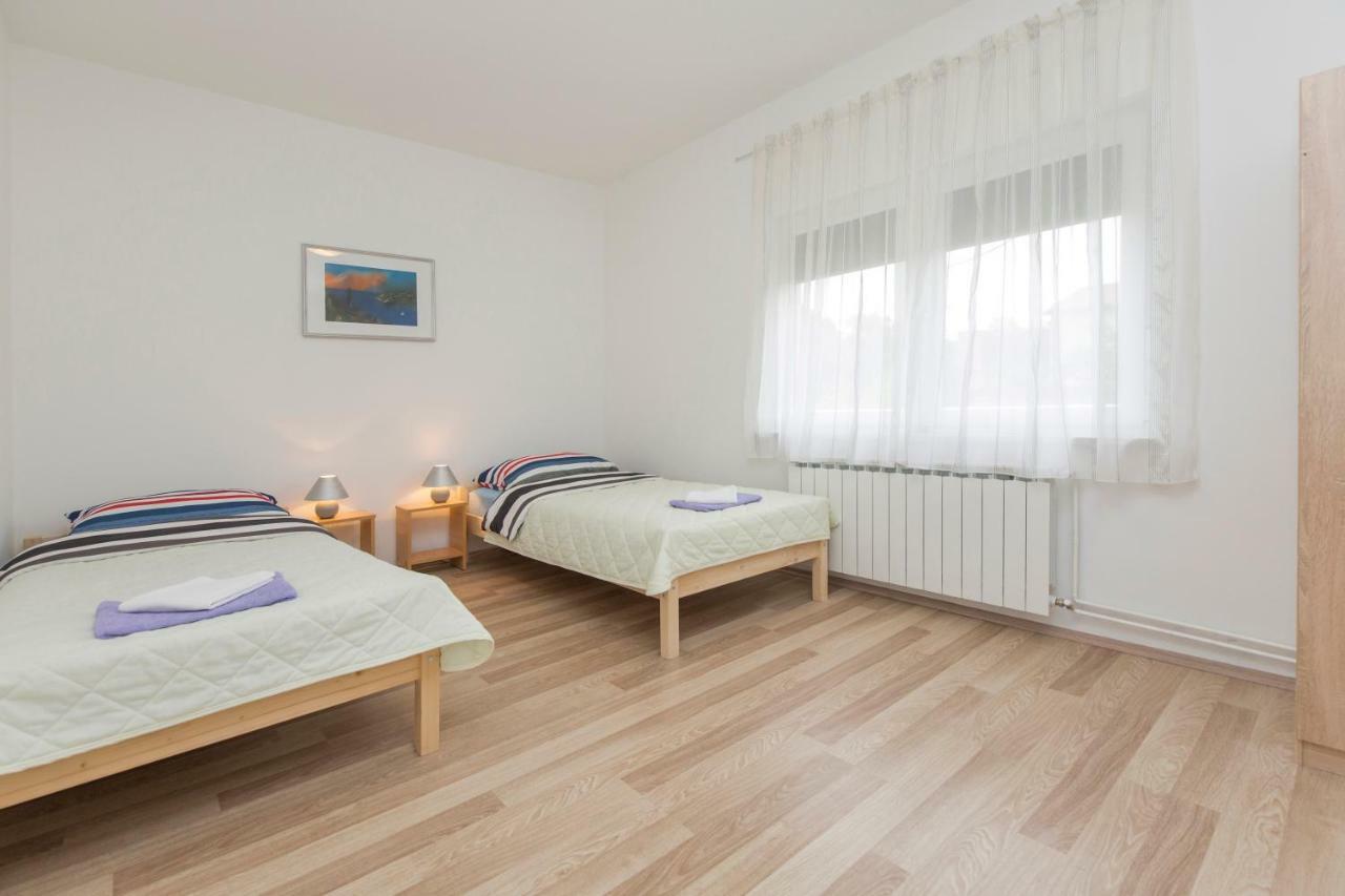 Brankica Apartaments 拉宾 外观 照片