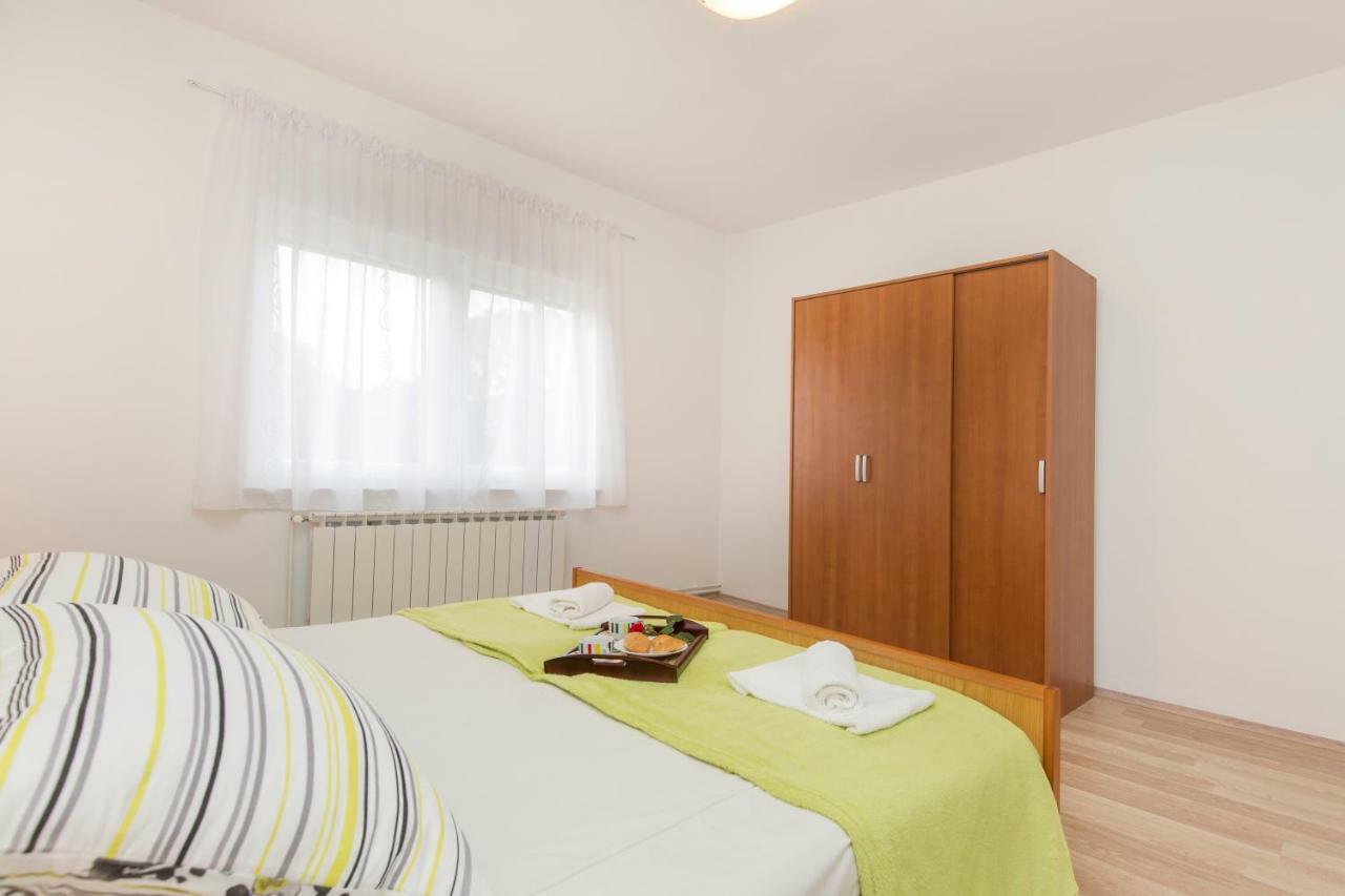 Brankica Apartaments 拉宾 外观 照片